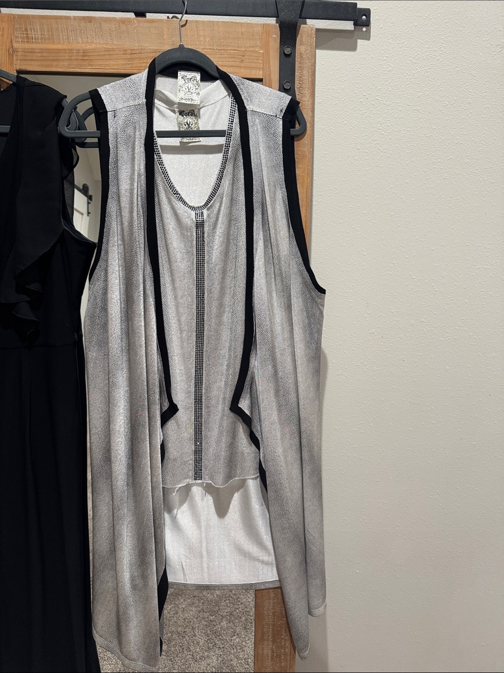 Vocal Light Gray Sleeveless tank and long vest Set